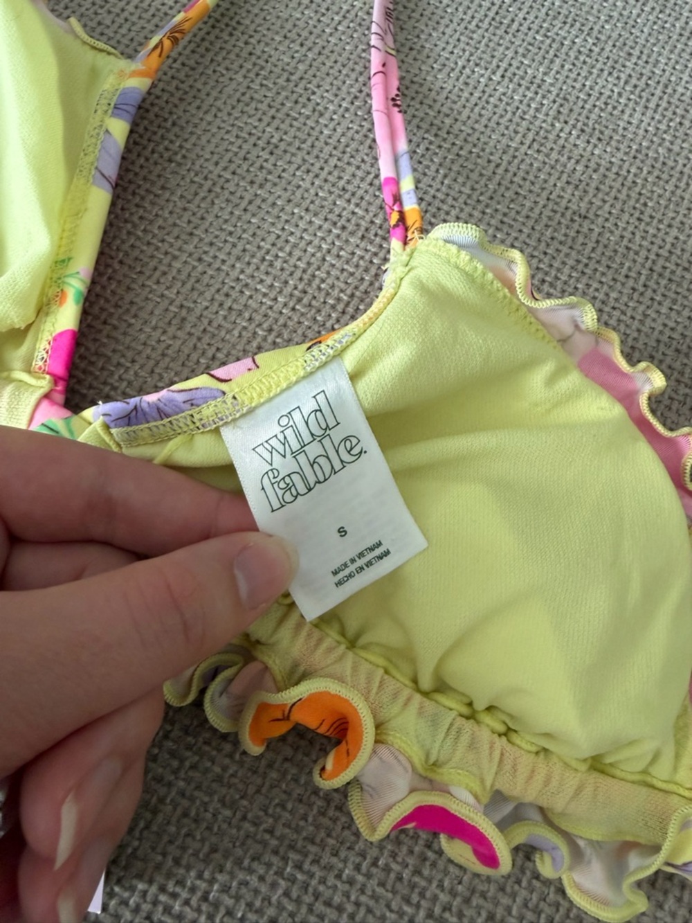 NWT Wild Fable Floral Ruffle Triangle Bikini Top - Picture 4 of 4
